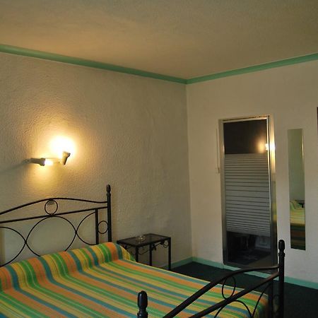Le Revelois Restaurant Hotel Béziers Buitenkant foto
