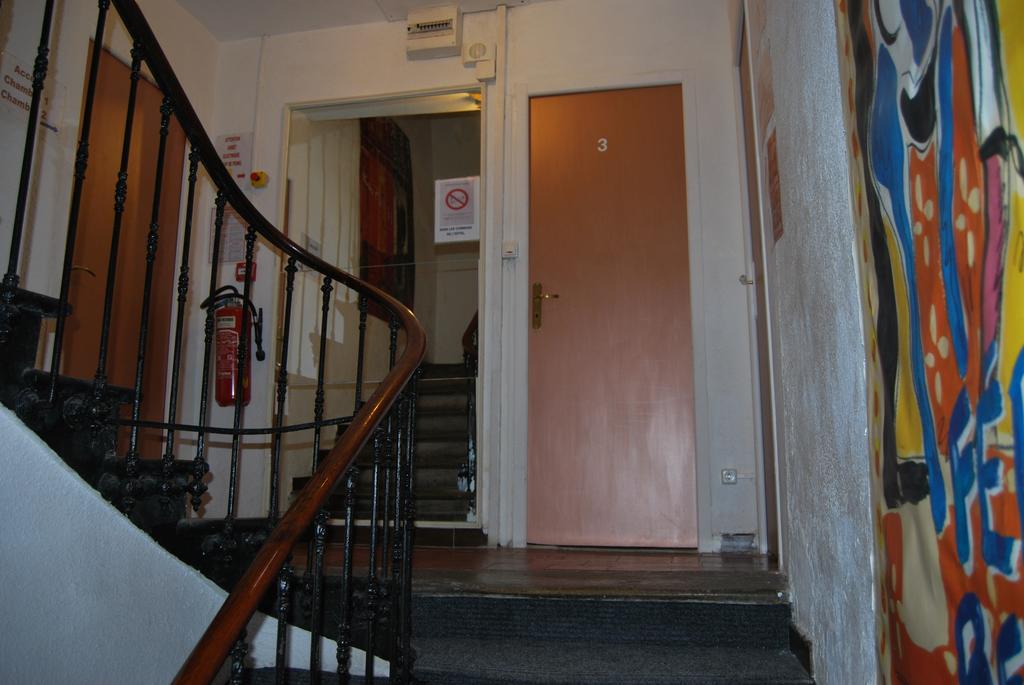 Le Revelois Restaurant Hotel Béziers Buitenkant foto